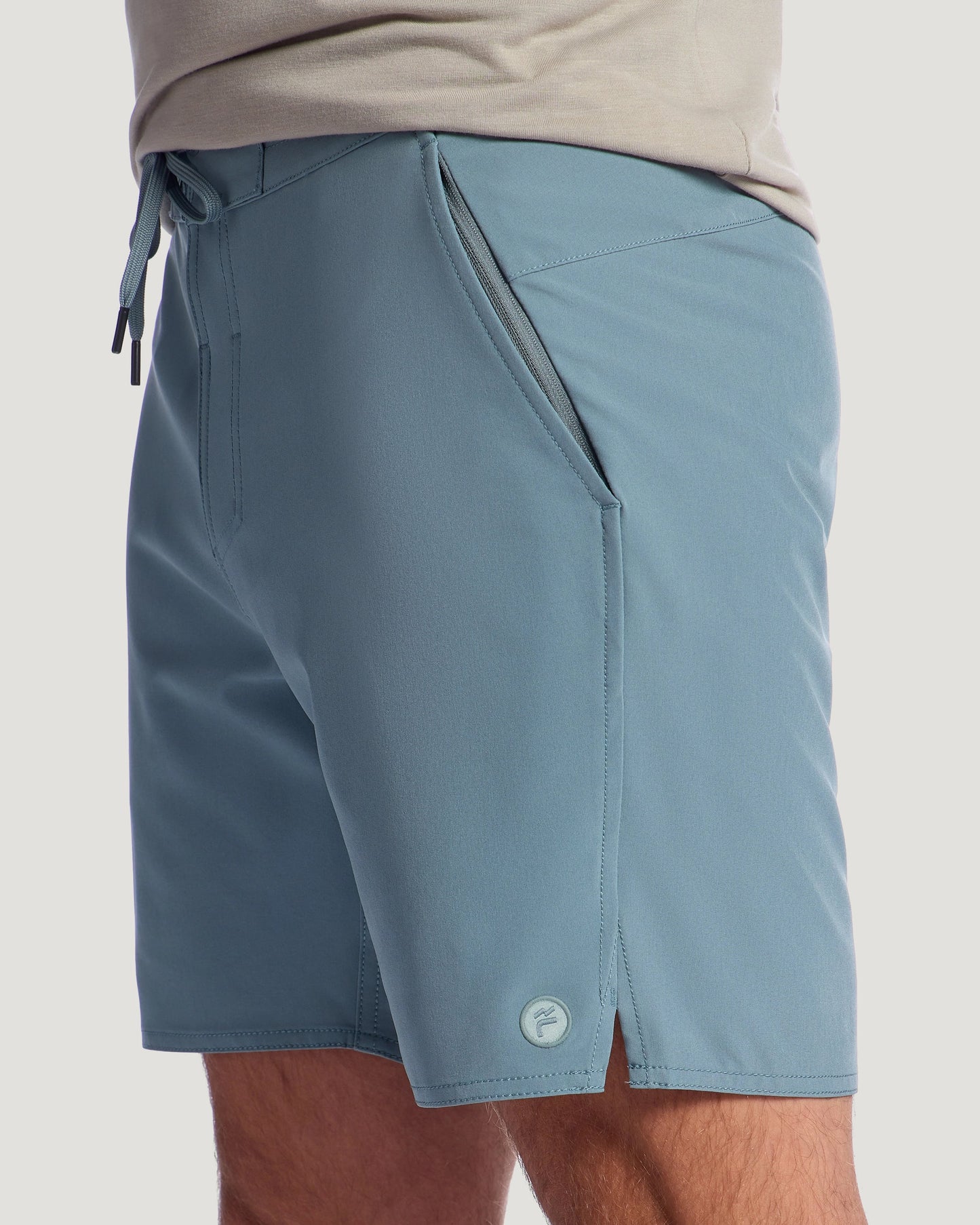 18" Pinnacle Utility Boardshort Stormy Sea