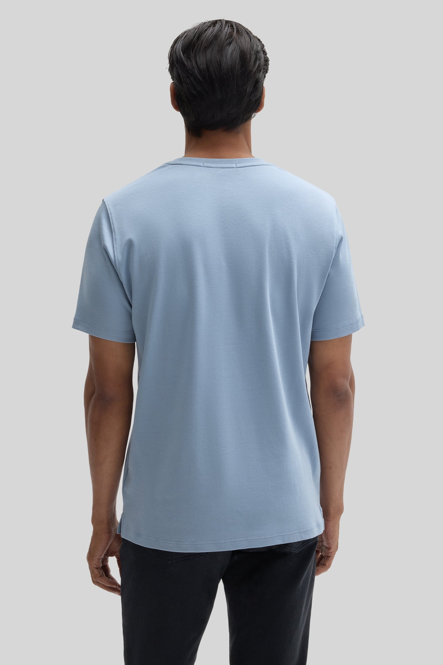 The Barakett Tee Dover Blue