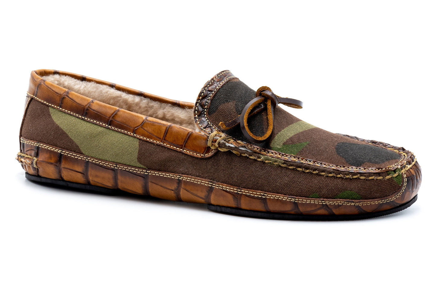 Cozy Country Waxed Slippers Camo