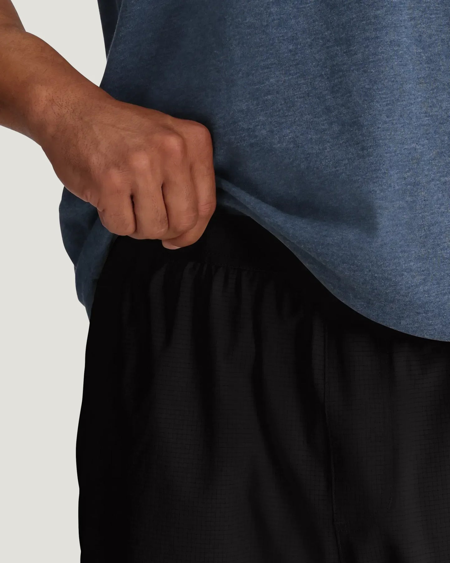 Breeze Vent Short Black