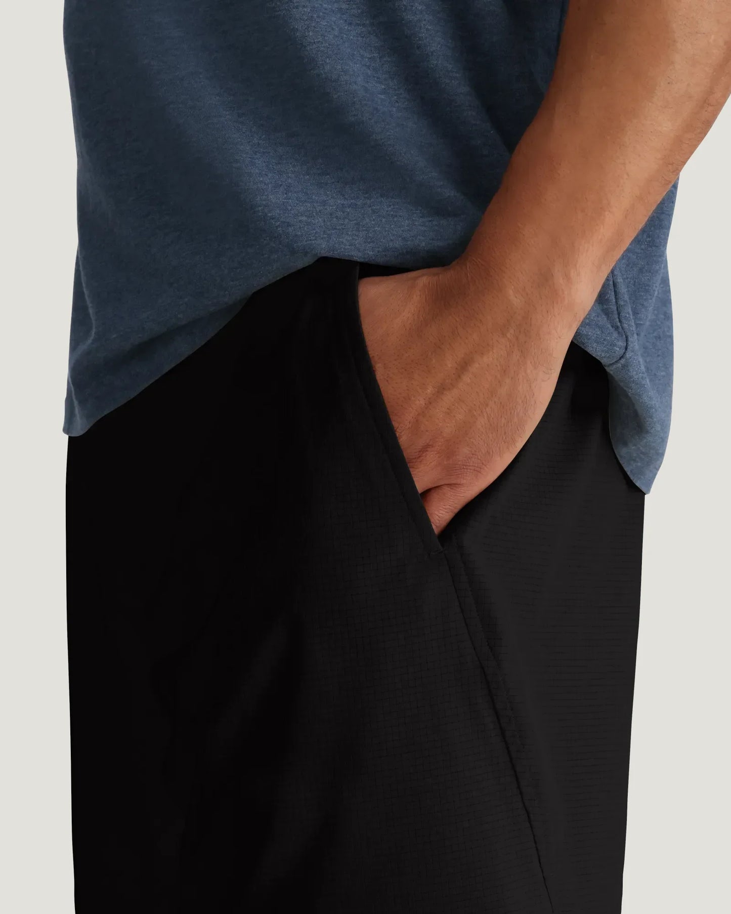Breeze Vent Short Black