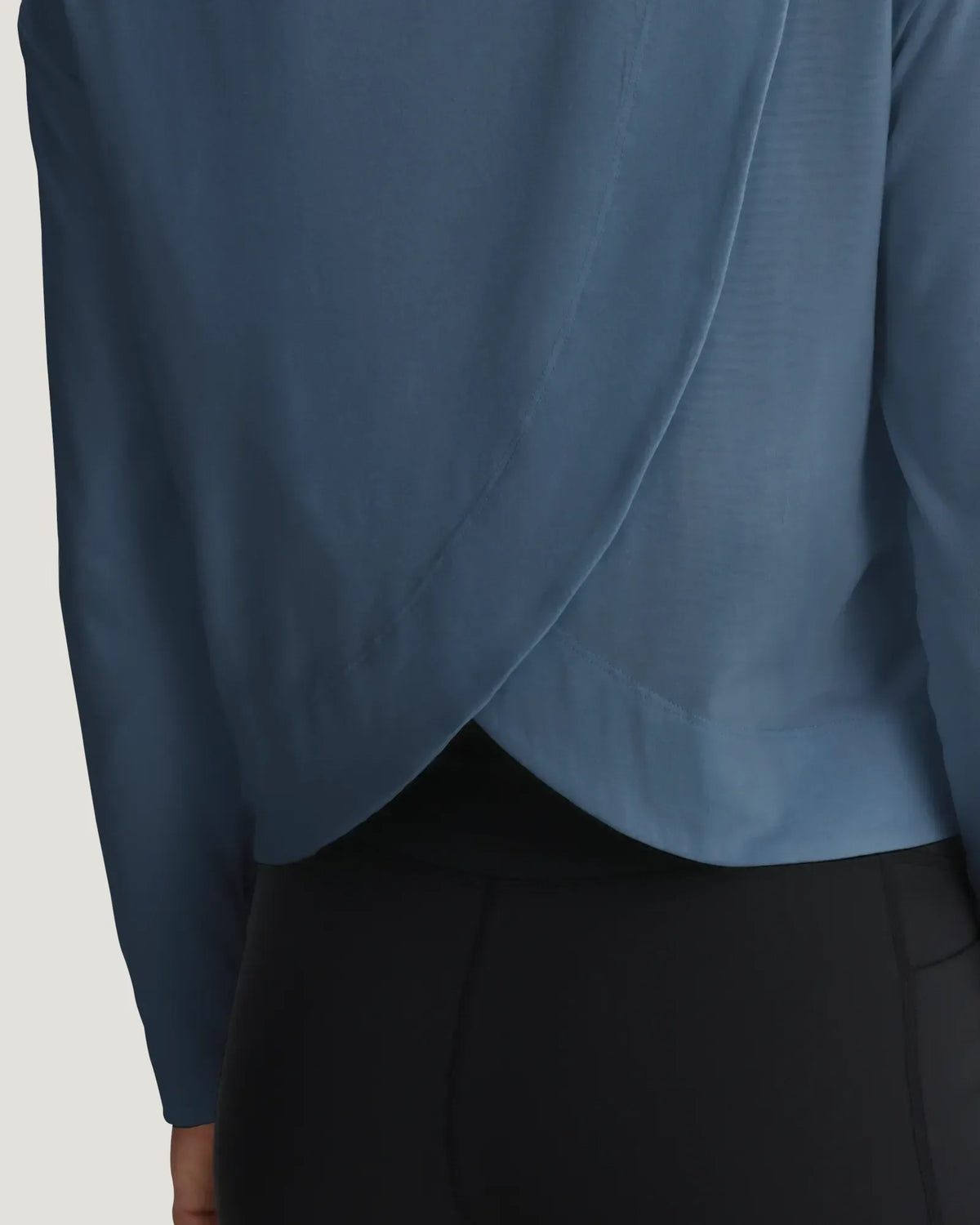 Ws Bamboo Shade Crossover LS Shirt Pacific Blue
