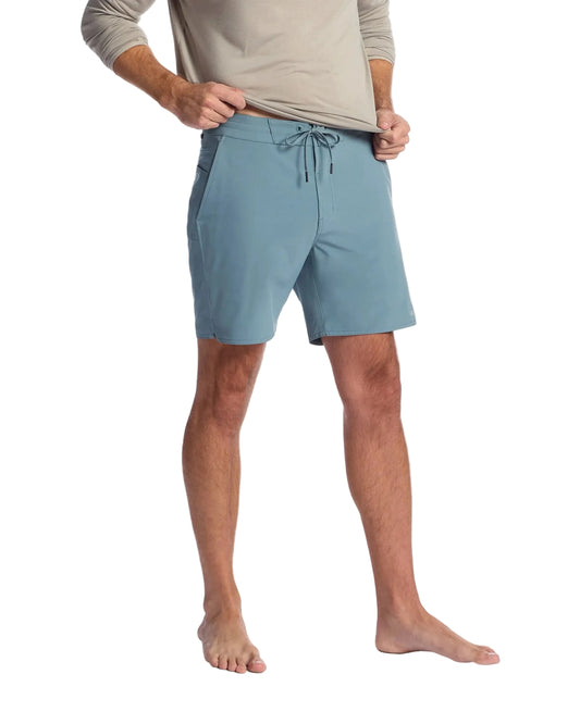 18" Pinnacle Utility Boardshort Stormy Sea