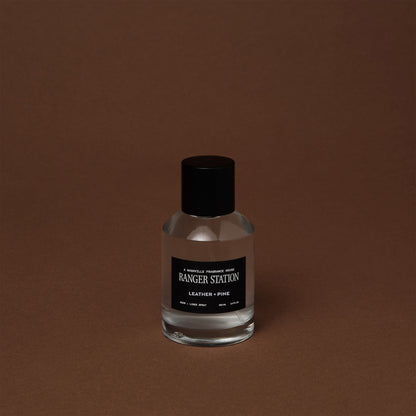 Leather & Pine Linen Room Spray 3.4 oz.