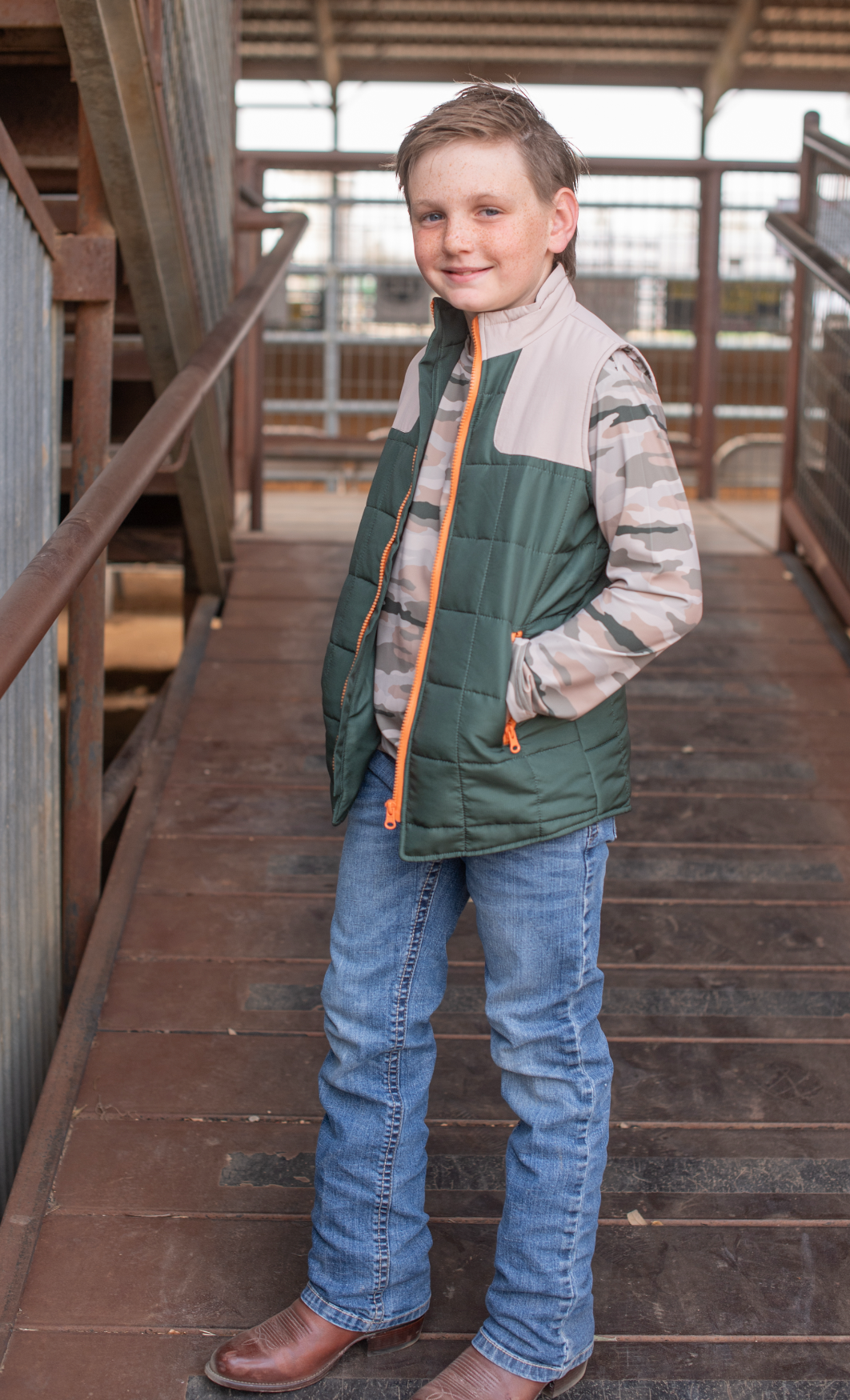 Youth Quilted Camo Vest Green/Khaki